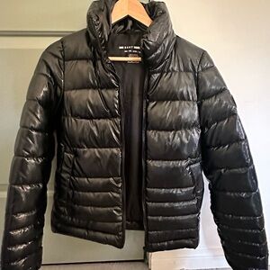 DKNY Women's Puffer Coat/ jacket